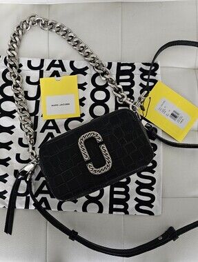 BNWT Authentic Marc Jacobs Black Croc-Embossed Camera Bag with Silver Chain